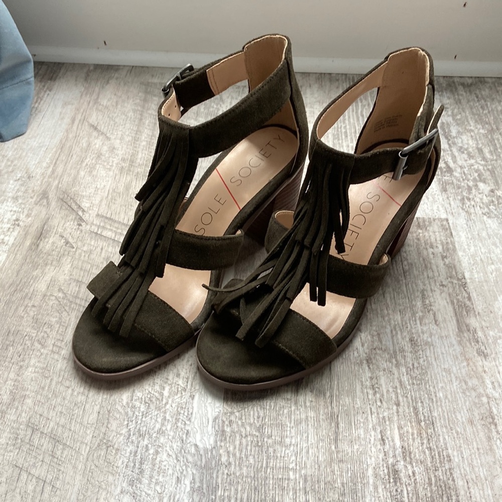 NWOT Sole Society Heels